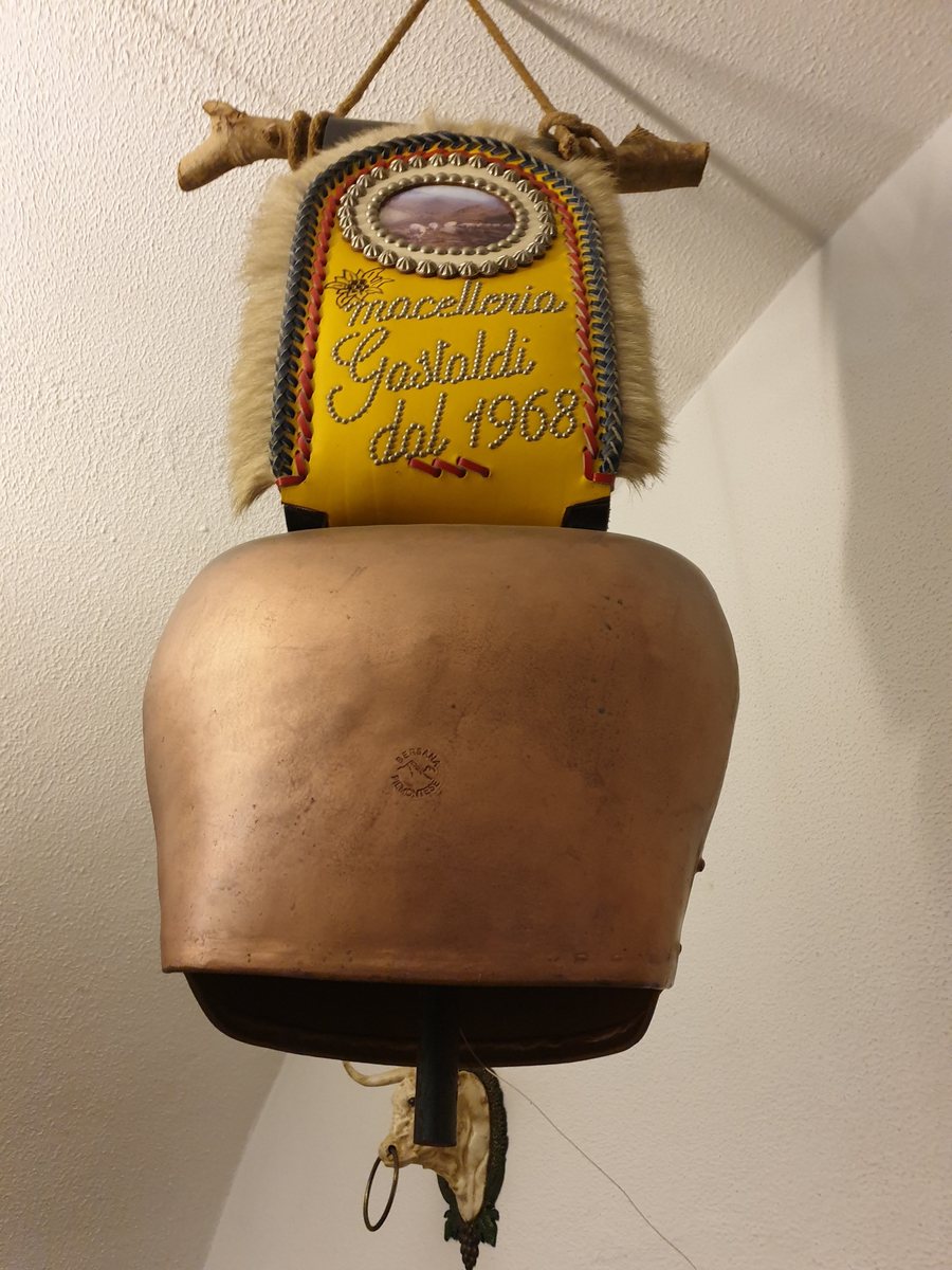 La cloche de la Macelleria Gastaldi, fondée en 1968